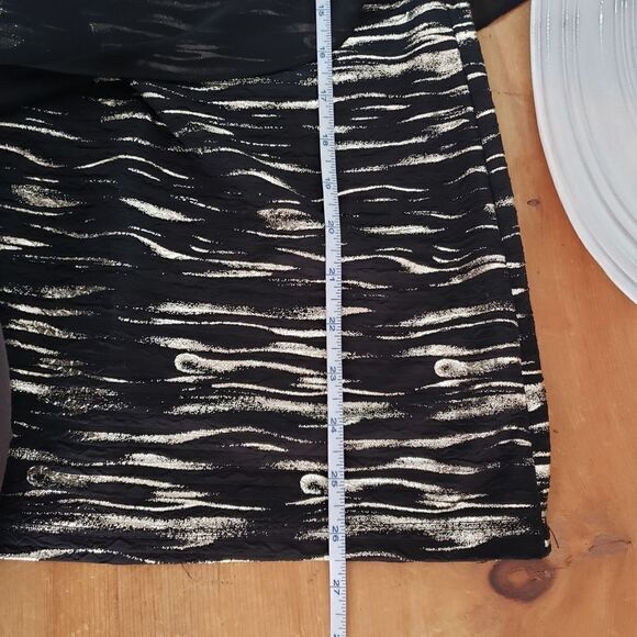 Frank Lyman Size 6 Small Black Grey Layered Asymmetrical Beaded Scoop Neck Top - Picture 10 of 11